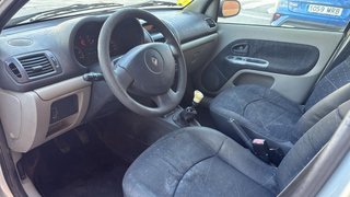 Renault Clio 2002