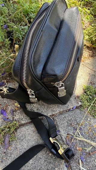 Riñonera Louis Vuitton Negra