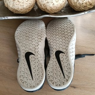 Nike Metcon 4 Negro/Plata Metálico