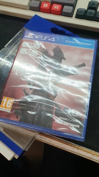 Precintado Bloodborne con caja seguridad