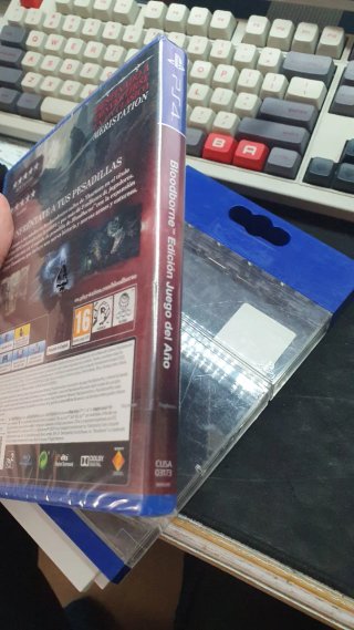 Precintado Bloodborne con caja seguridad
