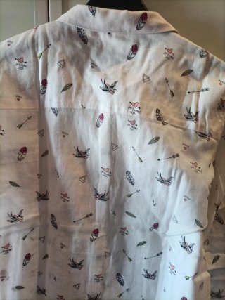 Camisa blanca estampada