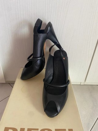 Décolleté nero in pelle n 36 Diesel