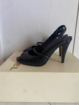 Décolleté nero in pelle n 36 Diesel
