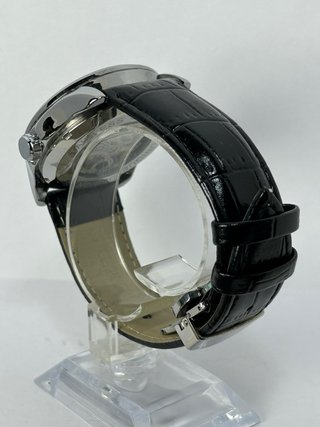 Reloj automático Kuerst para revisar