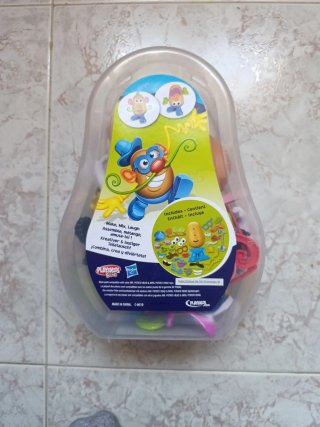 Maleta Mr. Potato Head con 35 piezas
