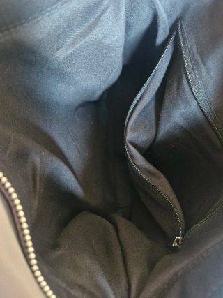 Bolso Parfois gris con múltiples compartimentos
