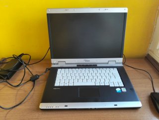 Fujitsu Siemens AMILO Pro Tareas Básicas