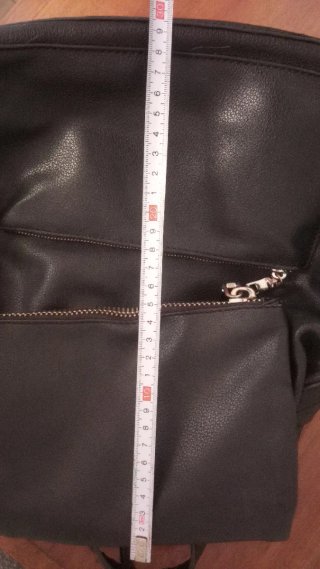 Mochila Negra Cuero Sintético