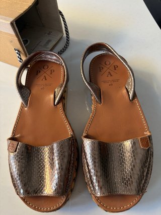Sandalias Popa Piel Talla 40 Oro
