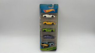 HWBFB36 Hot Wheels set 5 auto Lamborghini Revent