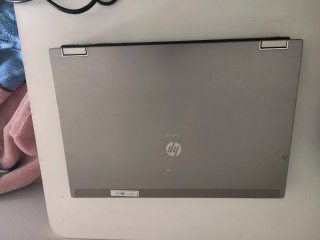 HP EliteBook Portátil Plata y Negro