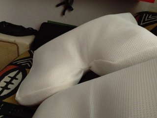 Almohada cervical nuevame costó 50,1=20*2=30