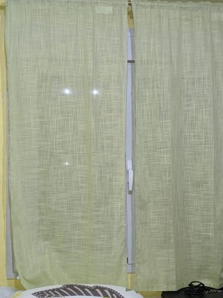 Cortinas verdes tipo lino