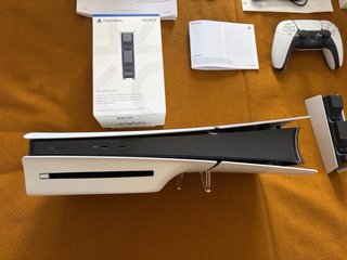 PACK PS5 SLIM 8K 1TB LECTOR (Extras + Garantía)