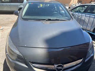 Opel astra  Pequeño 2015
