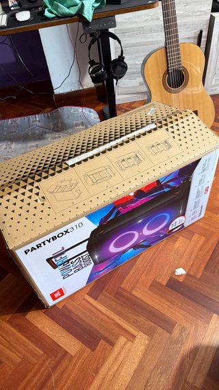 JBL Partybox 310 con micrófono