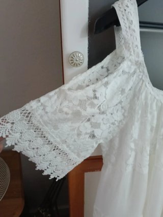 Vestido blanco ibicenco con encaje