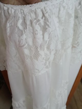 Vestido blanco ibicenco con encaje