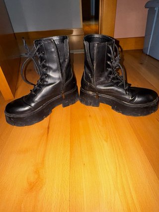 Botas tipo Martens negras