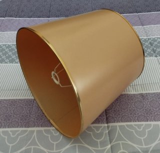 Pantalla de lámpara beige grande