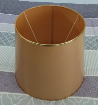 Pantalla de lámpara beige grande