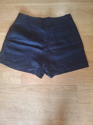 Shorts de lino negro Zara