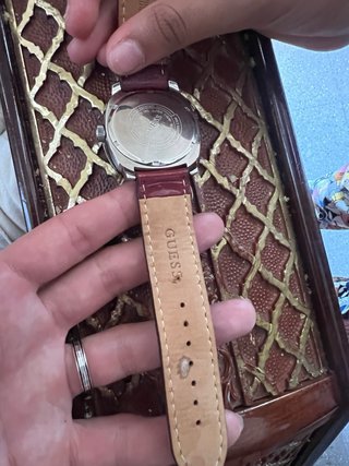 Reloj Guess Marrón y Plateado