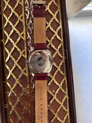 Reloj Guess Marrón y Plateado