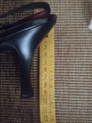 Zapatos de tacón negros