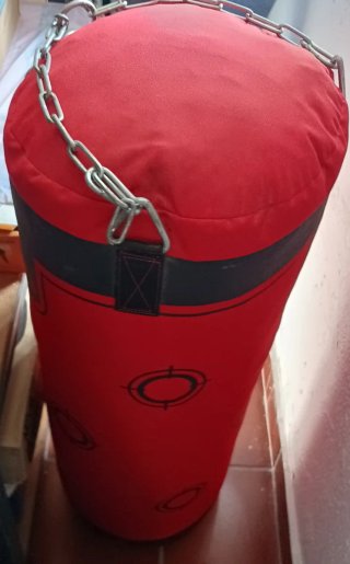 Saco Boxeo Domyos + Soporte Pared