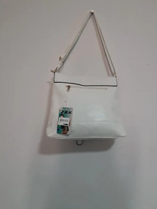 Borsa a tracolla bianca nuova