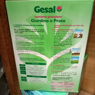 Concime 2Kg Granulare Gesal Giardino e Prato