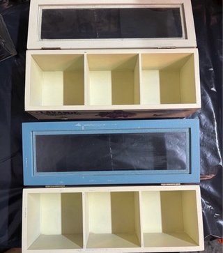Cajas de té y lavanda de madera