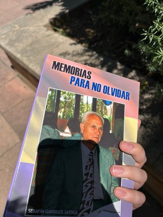 Lote 2 Libros Memoria Antifranquista Baix Llobrega