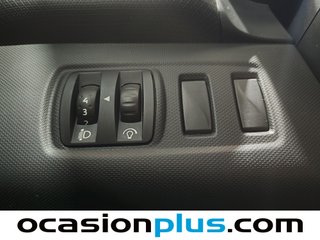Renault Clio Expression 1.2 16v 55 kW (75 CV)