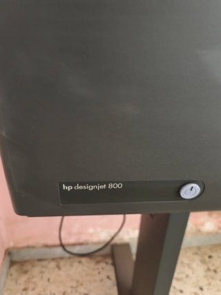 Impresora HP Designjet 800  24 pulgadas