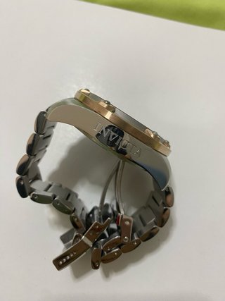 Invicta Automático Bolt Oro y Plata