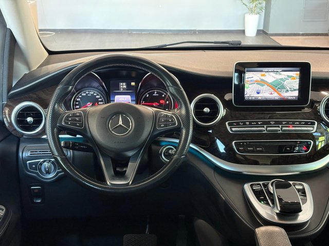 Mercedes-Benz Clase V 220 d Avantgarde Largo