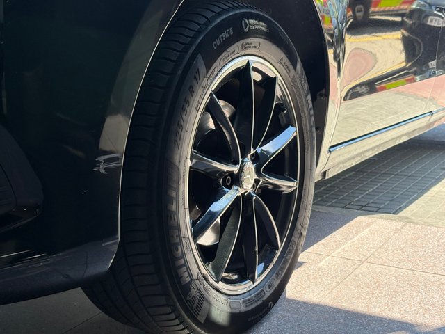 Mercedes-Benz Clase V 220 d Avantgarde Largo