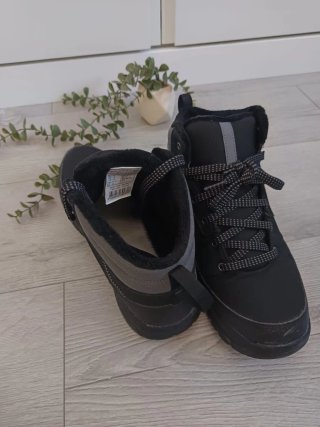 Zapatillas Quechua Negras y Grises