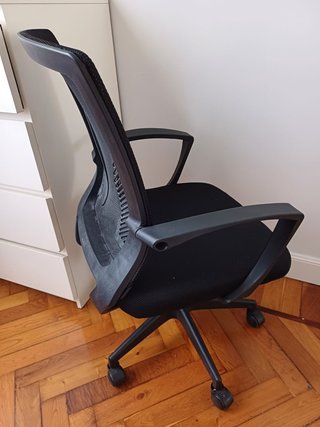 Silla ergonómica de escritorio con ruedas