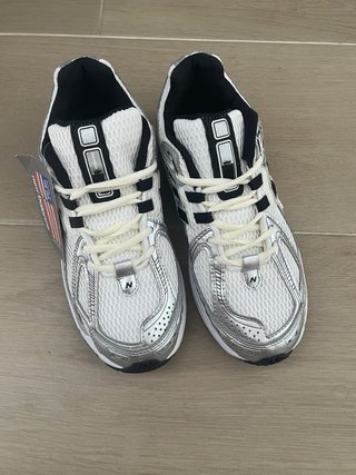 New Balance 1906 Plata/Blanco