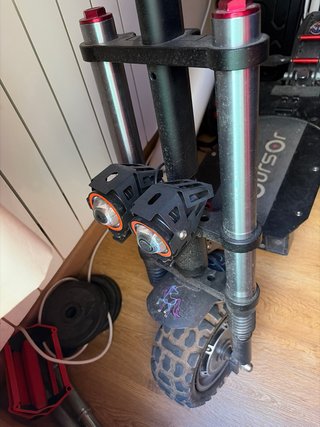 Patinete eléctrico Ourson semi-nuevo
