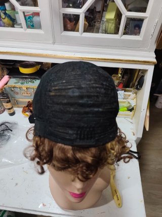 Peluca pelo humano rizado castaño y mechas rubias