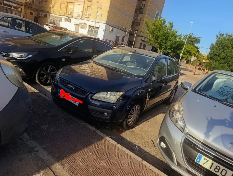 Ford Focus 2005 - foto 1