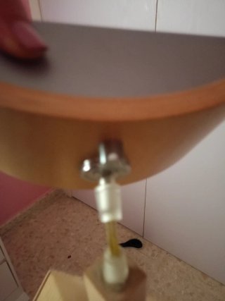 Lámpara de techo tela y madera.