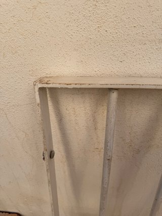 Reja de hierro blanca