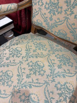 PAREJA DE SILLONES ESTILO FRANCÉS