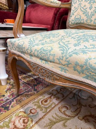 PAREJA DE SILLONES ESTILO FRANCÉS